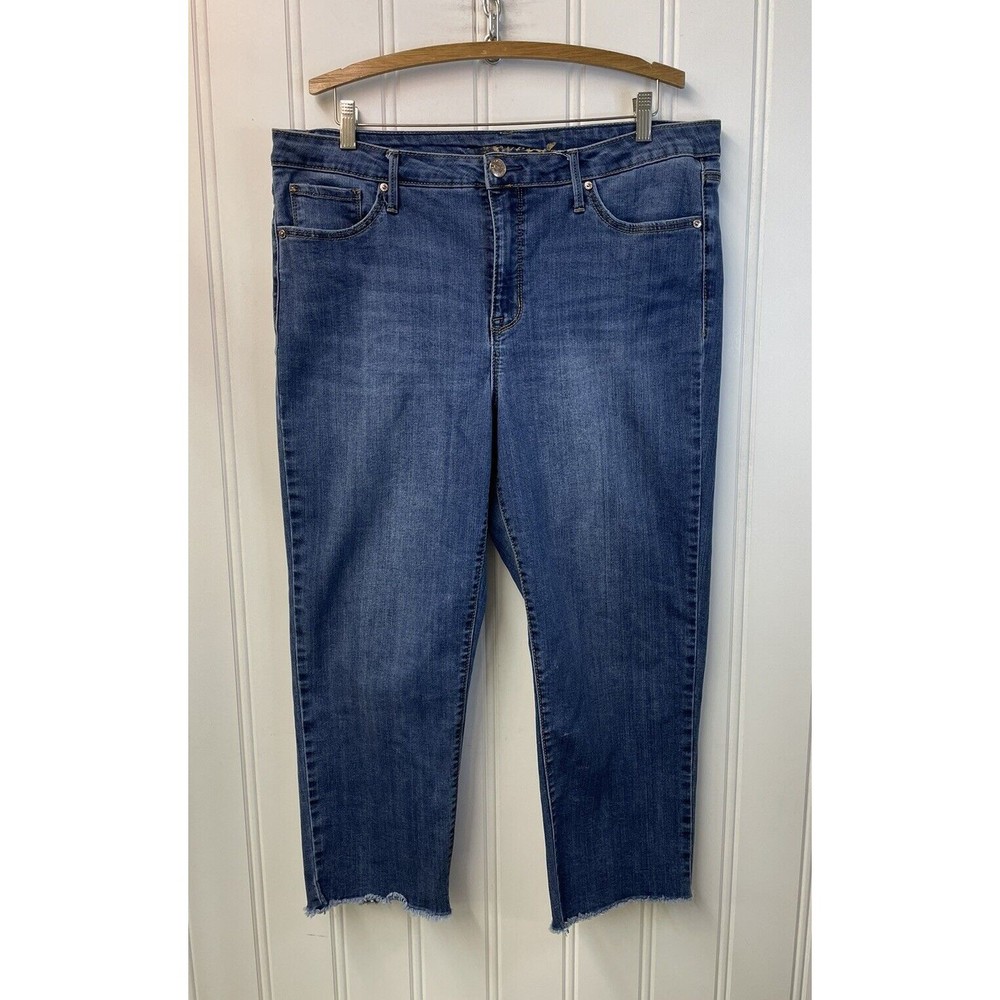 Seven7 Women's Tower Crop Jeans Size 8 High Rise Straight